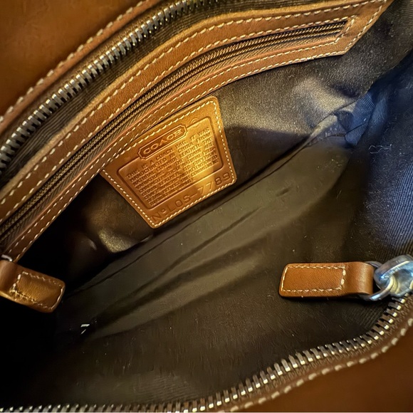 Vintage Coach Soho Flap Shoulder Bag | 7789 | 2005 | Hangtag | GUC - Picture 13 of 16